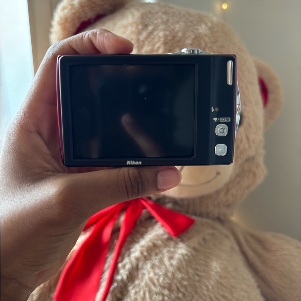 Nikon Red Digital Camera Compact Point-and-Shoot - Picture 9 of 11